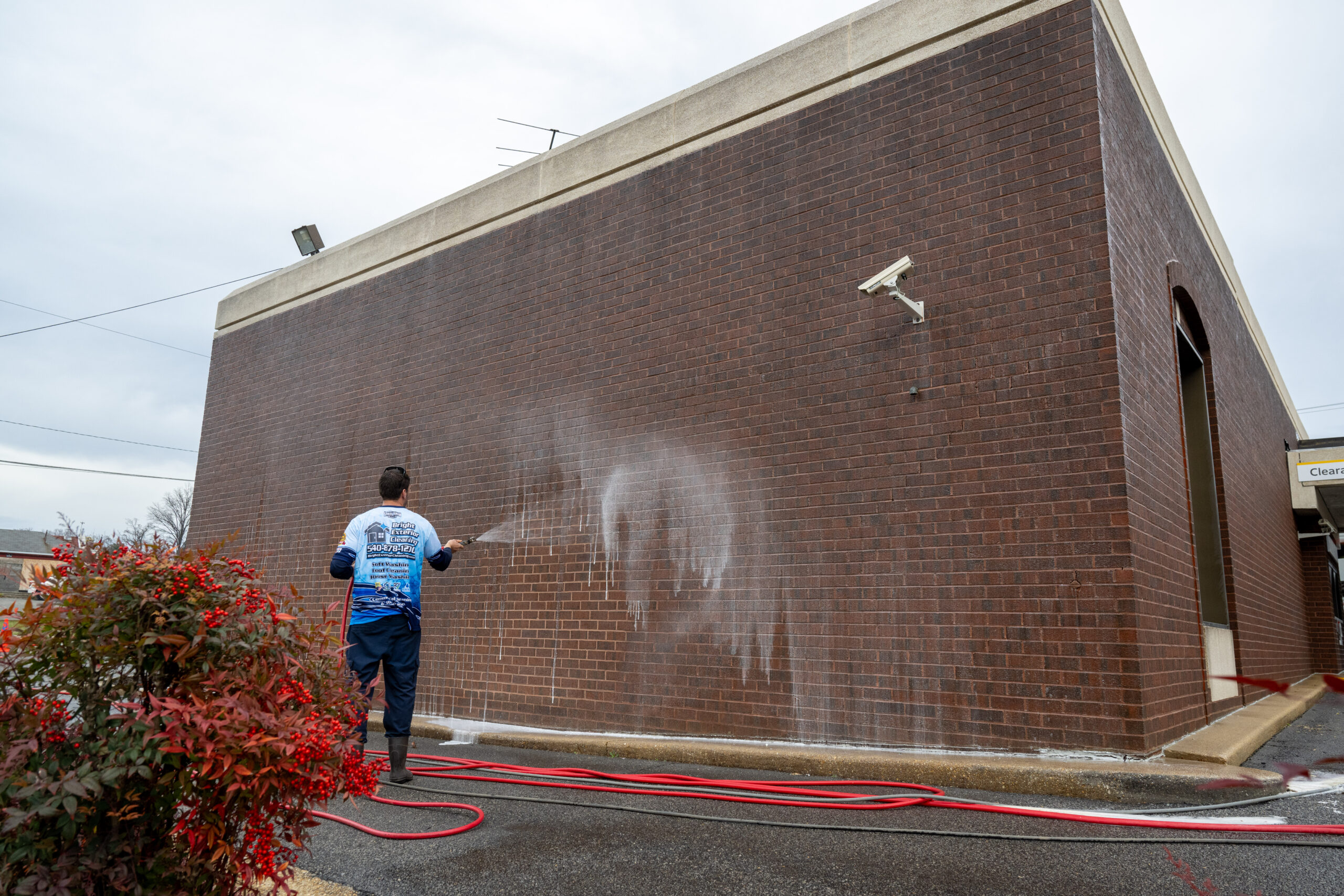 Unveiling the Secrets of Professional Pressure Washing and House Washing Services Nearby