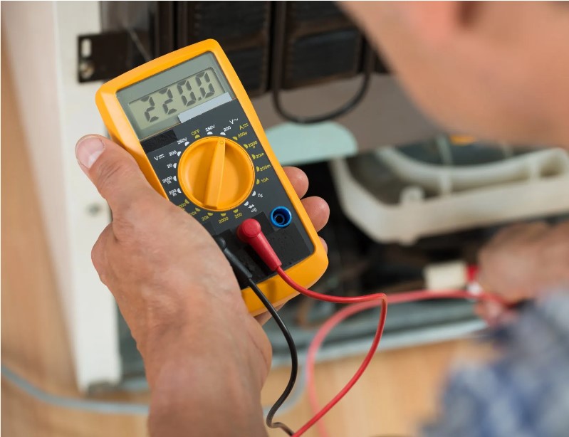 Mastering Electrical Repairs: Contractor Chronicles