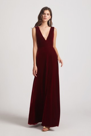 https://alfabridal.com/collections/velvet-bridesmaid-dresses/products/deep-v-neck-straps-ruched-long-sleeveless-velvet-bridesmaid-dresses