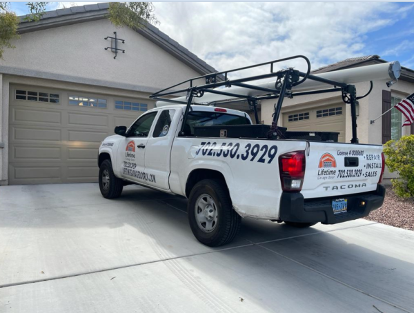 Lifetime Garage Doors Best Garage Doors Repair and Installation Services in Las Vegas, Nevada USA.